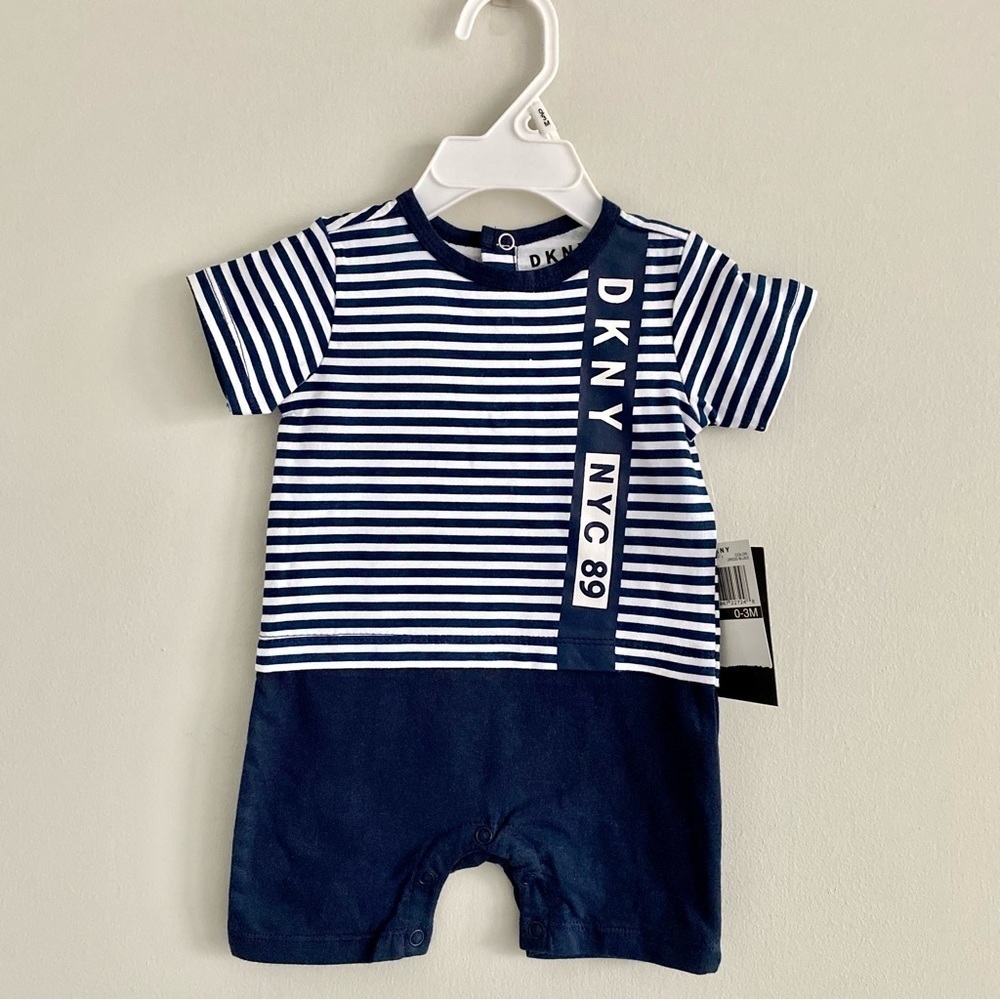 DKNY Navy & White Stripe Short Sleeve Romper Size 0-3 Months NWT